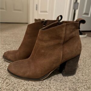 B.P. Size 7 brown booties